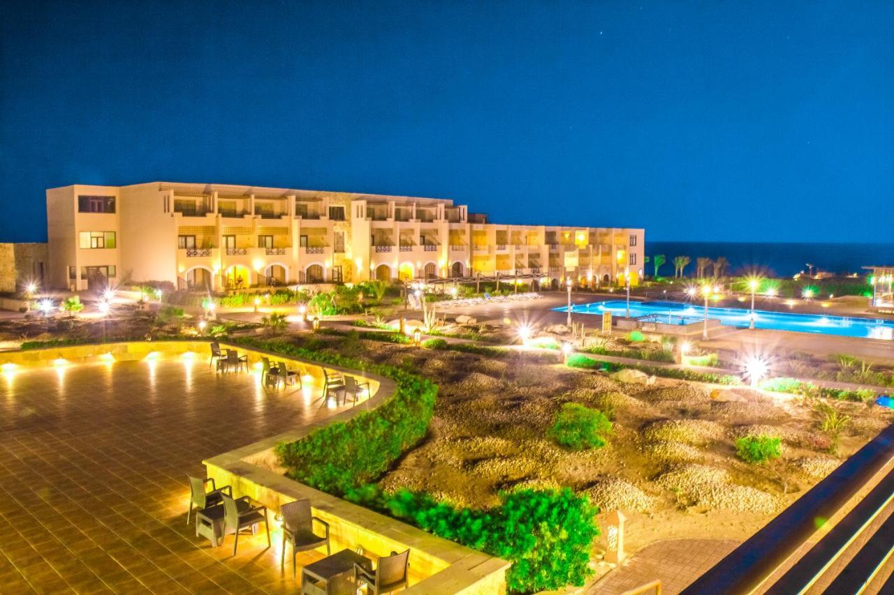 Viva Blue Resort And Diving Sharm El Naga (Adults Only) Хургада Екстер'єр фото