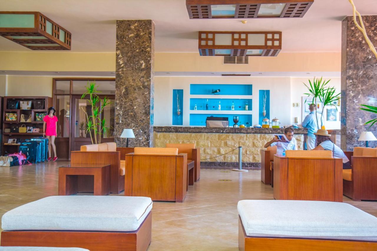 Viva Blue Resort And Diving Sharm El Naga (Adults Only) Хургада Екстер'єр фото