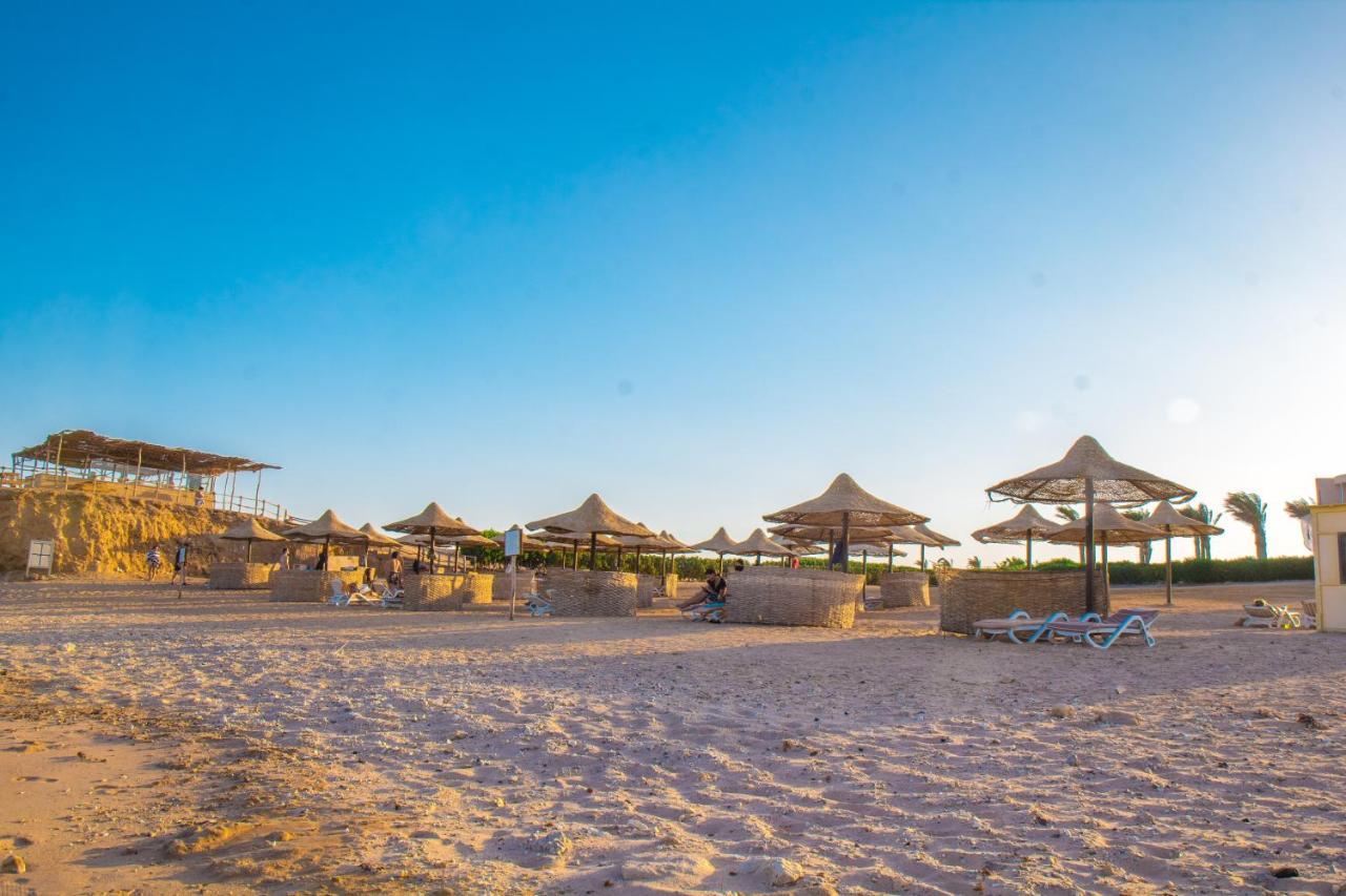 Viva Blue Resort And Diving Sharm El Naga (Adults Only) Хургада Екстер'єр фото