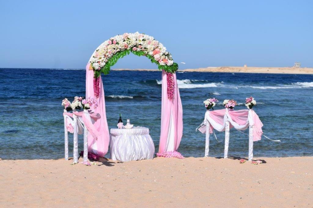 Viva Blue Resort And Diving Sharm El Naga (Adults Only) Хургада Екстер'єр фото