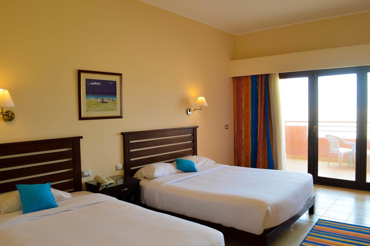 Viva Blue Resort And Diving Sharm El Naga (Adults Only) Хургада Екстер'єр фото