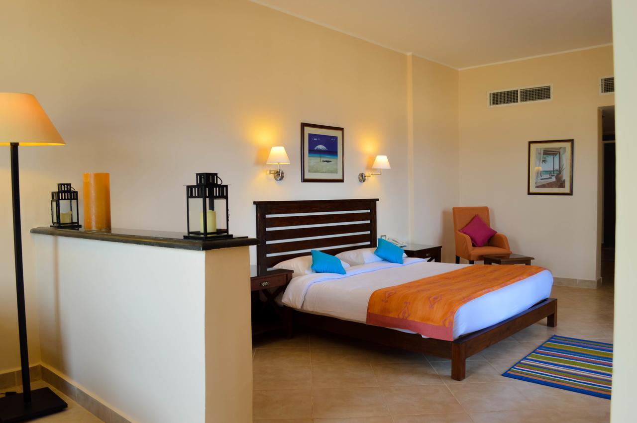 Viva Blue Resort And Diving Sharm El Naga (Adults Only) Хургада Екстер'єр фото