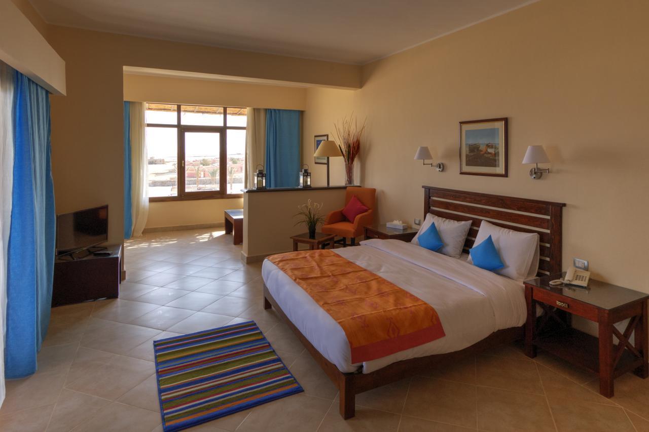 Viva Blue Resort And Diving Sharm El Naga (Adults Only) Хургада Екстер'єр фото